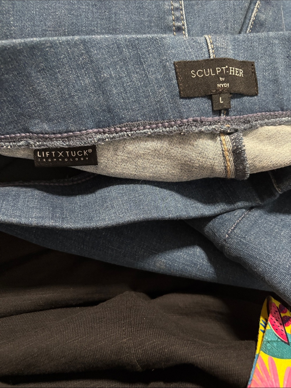 NYDJ Sculpt 'Her' Light Blue Jeans